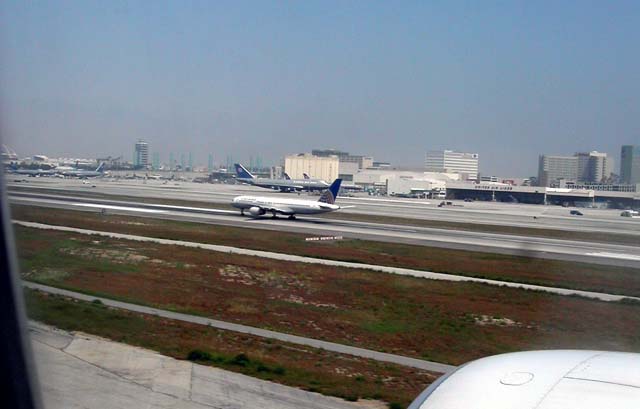 LA_landing11