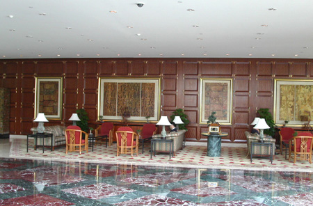 Pudong_hotel_lobby4